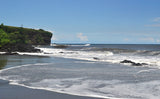 Adalah suatu pantai dengan pemandangan yang sangat indah di wilayah Bali Barat di bagian timur pantai soka terdapat Gunung Agung dan di selatan Samudra Indonesia dimana samar-samar terlihat di kejauhan pulau Blambangan (Banyuwangi) di pulau Jawa.